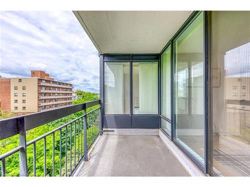 1205-150 Charlton East Avenue, Hamilton, ON - Outdoor With Balcony With Exterior