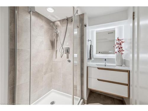 317 Guelph Line, Burlington, ON - Indoor Photo Showing Bathroom