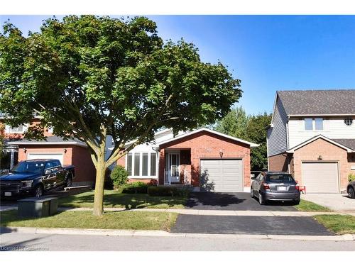 2152 Salma Crescent, Burlington, ON 