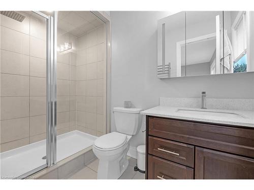 46 Borers Creek Circle, Waterdown, ON - Indoor Photo Showing Bathroom