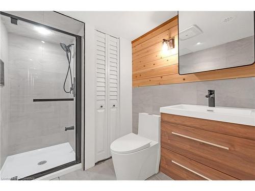 46 Borers Creek Circle, Waterdown, ON - Indoor Photo Showing Bathroom