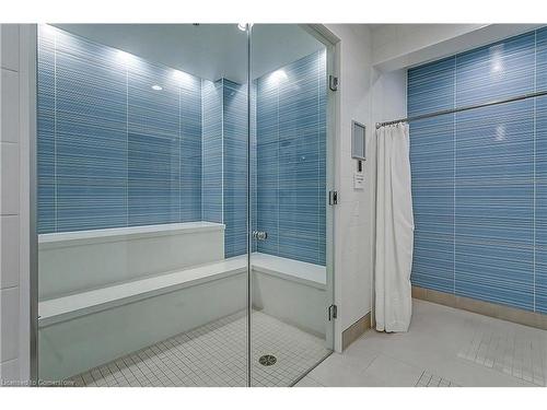 808-3500 Lakeshore Road W, Oakville, ON - Indoor Photo Showing Bathroom