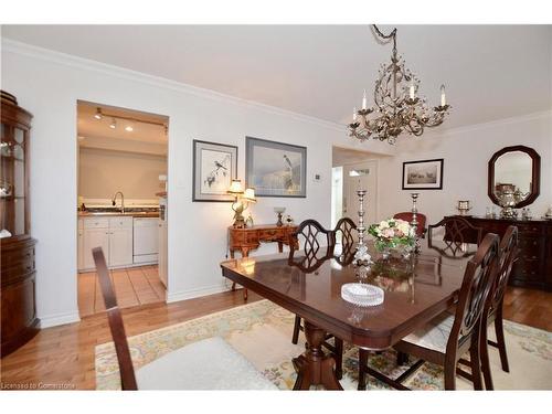 1-1564 Kerns Road, Burlington, ON - Indoor Photo Showing Dining Room