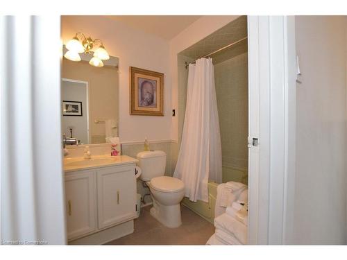 1-1564 Kerns Road, Burlington, ON - Indoor Photo Showing Bathroom