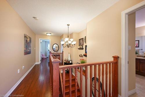 12 Edgehill Drive, Hamilton, ON - Indoor Photo Showing Other Room