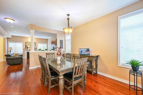 12 Edgehill Drive, Hamilton, ON - Indoor Photo Showing Dining Room