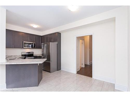 35 Jell Street, Guelph, ON - Indoor Photo Showing Kitchen With Stainless Steel Kitchen