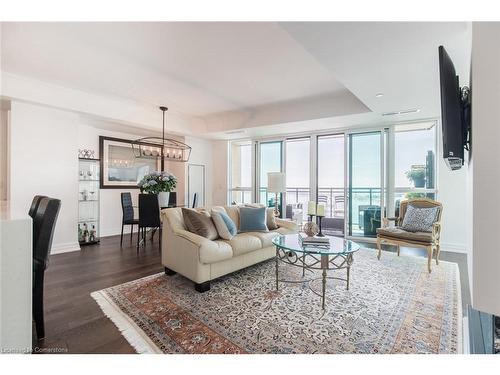 1401-2060 Lakeshore Road, Burlington, ON - Indoor Photo Showing Living Room