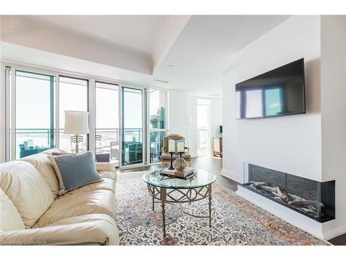 1401-2060 Lakeshore Road, Burlington, ON - Indoor Photo Showing Living Room With Fireplace