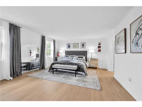 138 Lavender Drive, Ancaster, ON - Indoor Photo Showing Bedroom