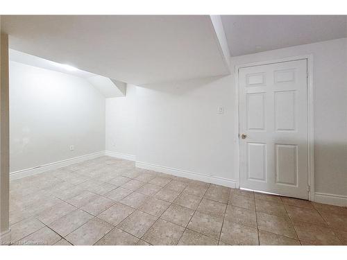 454 Mayzel Road, Burlington, ON - Indoor Photo Showing Other Room