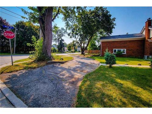 454 Mayzel Road, Burlington, ON - Outdoor