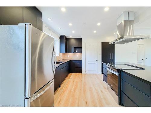 454 Mayzel Road, Burlington, ON - Indoor Photo Showing Kitchen With Stainless Steel Kitchen