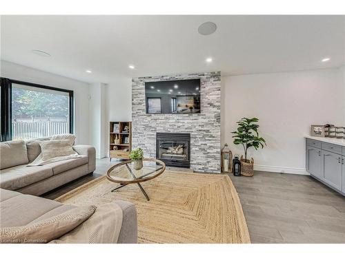 3 Aries Court, Hamilton, ON - Indoor Photo Showing Living Room With Fireplace