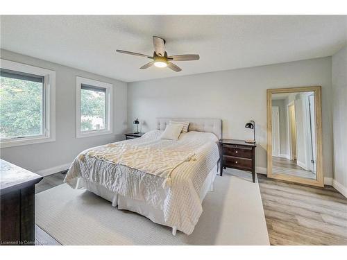 3 Aries Court, Hamilton, ON - Indoor Photo Showing Bedroom