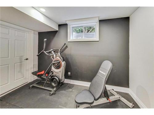 3 Aries Court, Hamilton, ON - Indoor Photo Showing Gym Room