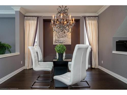 35 Holkham Avenue, Ancaster, ON - Indoor Photo Showing Dining Room