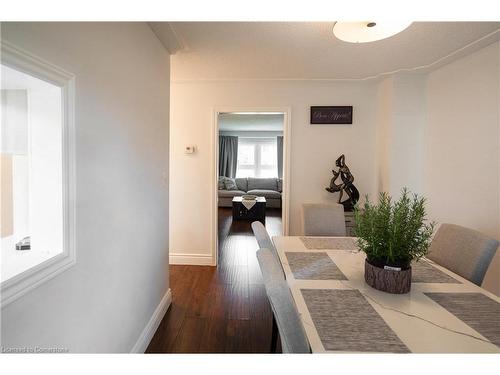 25 Windward Street, St. Catharines, ON - Indoor Photo Showing Dining Room