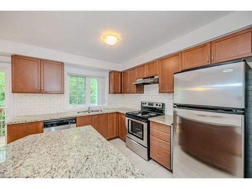 30-233 Duskywing Way, Oakville, ON - Indoor Photo Showing Kitchen With Double Sink