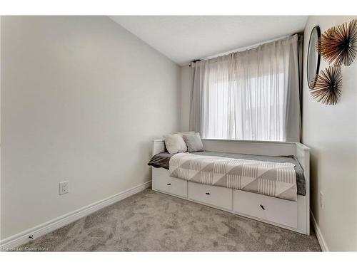 37-41 Radison Lane, Hamilton, ON - Indoor Photo Showing Bedroom