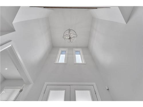 2025 Bakervilla Street, London, ON - Indoor Photo Showing Laundry Room