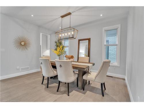 2025 Bakervilla Street, London, ON - Indoor Photo Showing Dining Room