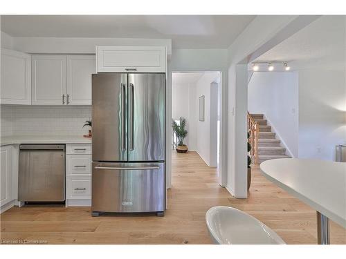 44 Killarney Court, Brampton, ON - Indoor Photo Showing Kitchen