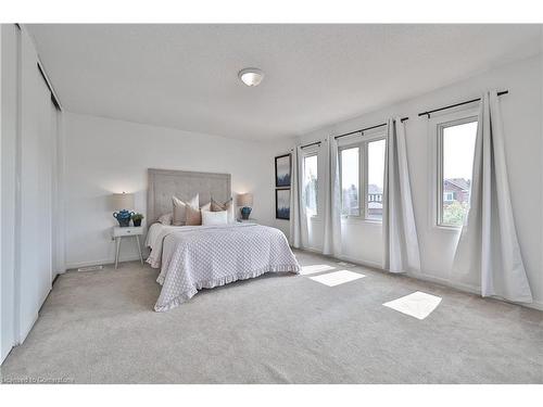 44 Killarney Court, Brampton, ON - Indoor Photo Showing Bedroom