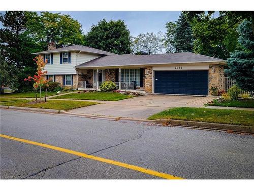 2034 Faversham Avenue, Burlington, ON - Outdoor With Facade