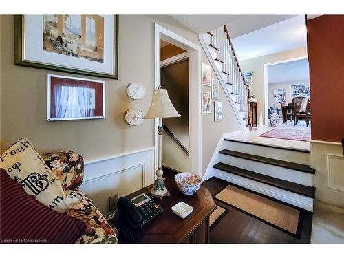 2034 Faversham Avenue, Burlington, ON - Indoor Photo Showing Other Room