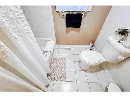 2034 Faversham Avenue, Burlington, ON - Indoor Photo Showing Bathroom