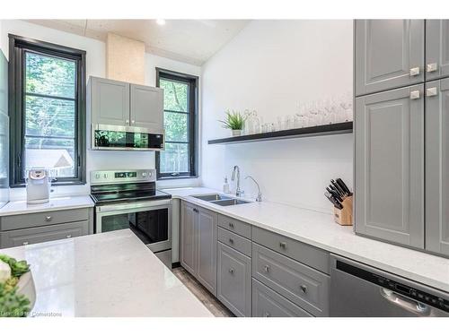 1323 Hidden Valley Road, Burlington, ON - Indoor Photo Showing Kitchen With Double Sink