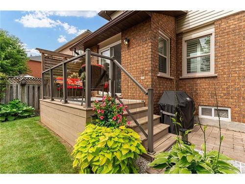 3099 Shannon Crescent, Oakville, ON - Outdoor With Deck Patio Veranda With Exterior