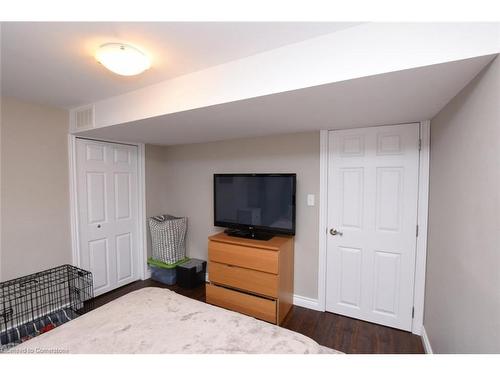 42 Seneca Street Street, Cayuga, ON - Indoor Photo Showing Bedroom