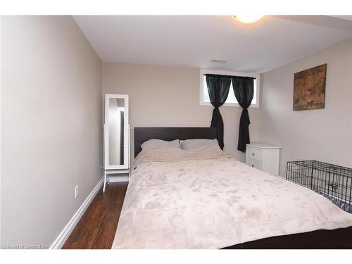 42 Seneca Street Street, Cayuga, ON - Indoor Photo Showing Bedroom