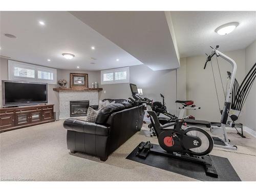 1-641 Greenwood Drive, Burlington, ON - Indoor