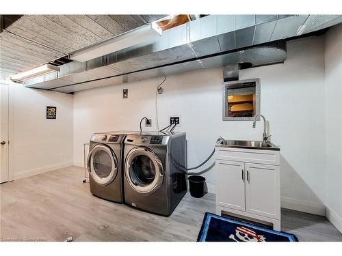 134 Bayview Drive, St. Catharines, ON - Indoor Photo Showing Laundry Room