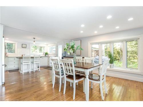 325 Balsam Chutes Road, Port Sydney, ON - Indoor Photo Showing Dining Room