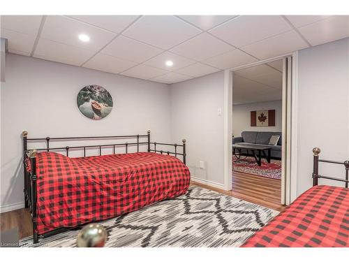 325 Balsam Chutes Road, Port Sydney, ON - Indoor Photo Showing Bedroom