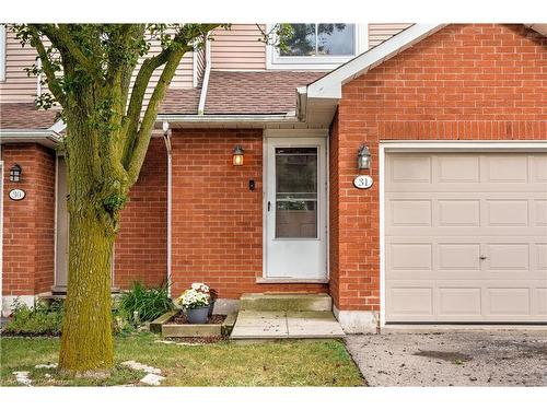 31-386 Highland Road W, Stoney Creek, ON - Outdoor With Exterior