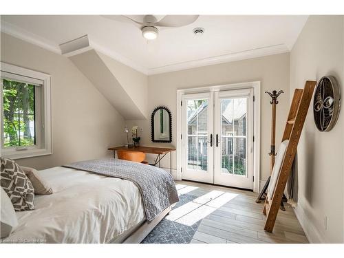 2735 Vimy Road, Port Colborne, ON - Indoor Photo Showing Bedroom