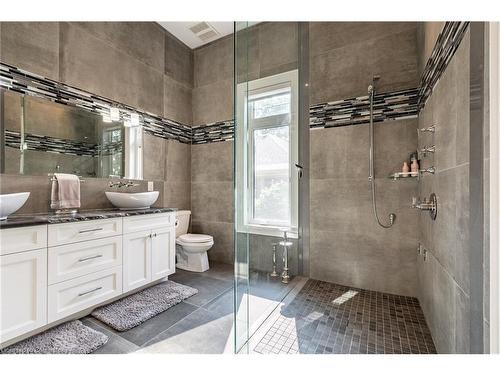 2735 Vimy Road, Port Colborne, ON - Indoor Photo Showing Bathroom