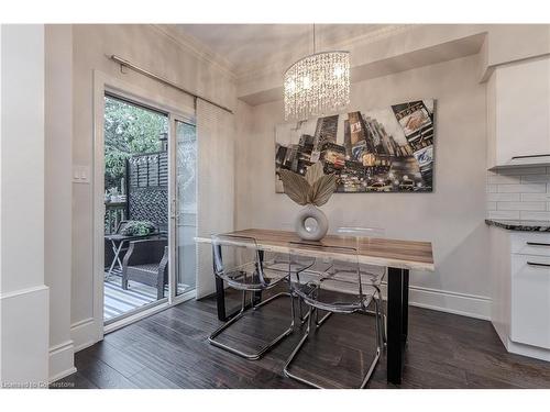 5032 Mercer Common, Burlington, ON - Indoor Photo Showing Dining Room