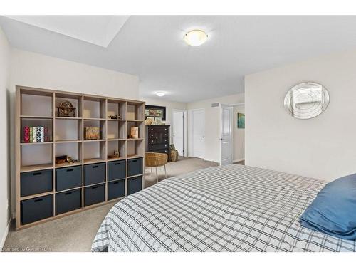 9 Nightingale Drive, Brantford, ON - Indoor Photo Showing Bedroom