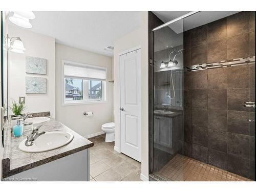 9 Nightingale Drive, Brantford, ON - Indoor Photo Showing Bathroom