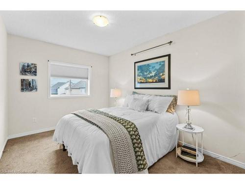 9 Nightingale Drive, Brantford, ON - Indoor Photo Showing Bedroom