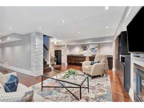 18 St Anns Court, Ancaster, ON - Indoor Photo Showing Living Room With Fireplace