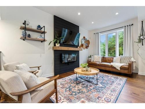 103 Summerberry Way, Hamilton, ON - Indoor Photo Showing Living Room With Fireplace