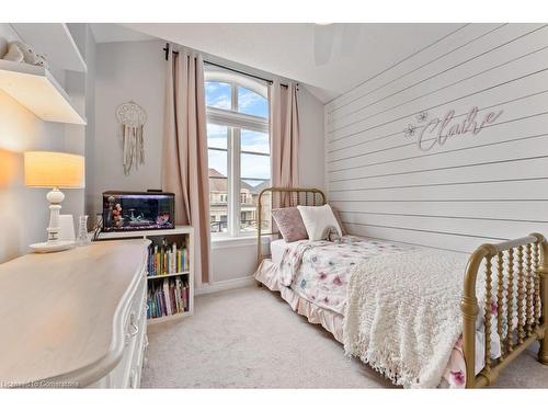 103 Summerberry Way, Hamilton, ON - Indoor Photo Showing Bedroom