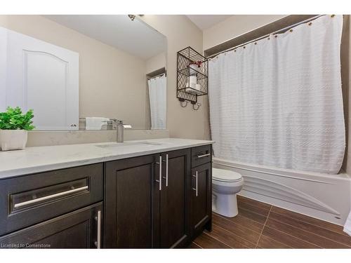 103 Summerberry Way, Hamilton, ON - Indoor Photo Showing Bathroom